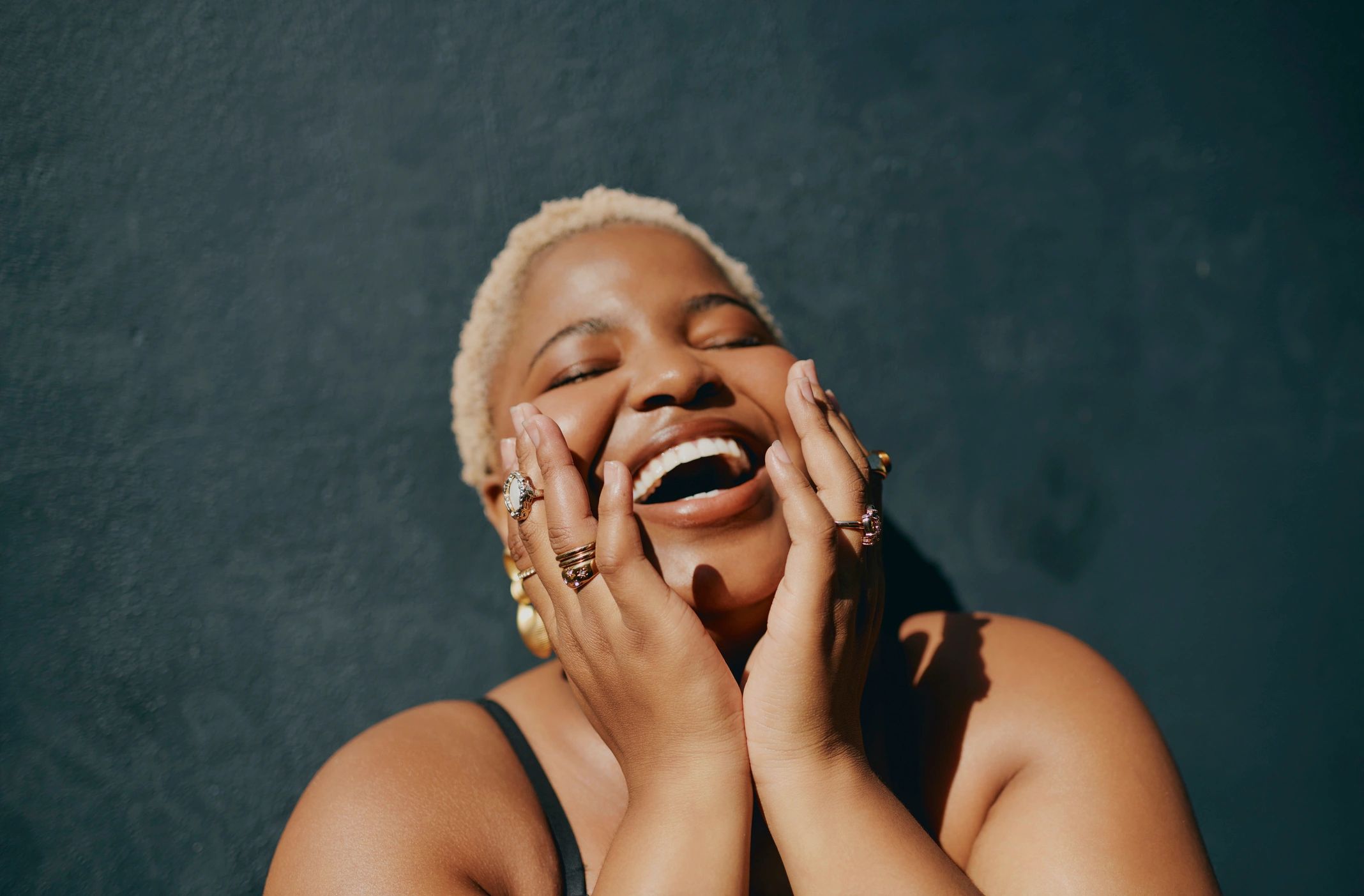 empowering jewelry lifestyle